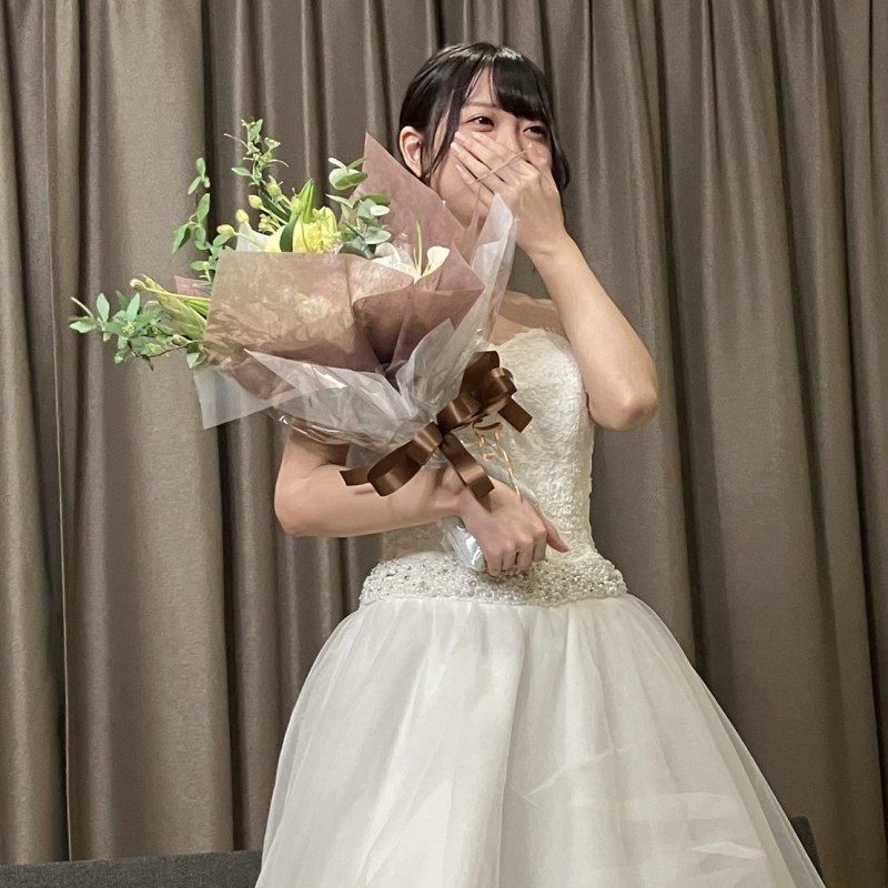 FC2-PPV-3237415 – [Finally on sale] Erika-chan's tearful graduation wedding!  – Challenge the reward at the fan thanksgiving personal photo session!  – Pre-sale version with photo book! – EP 1