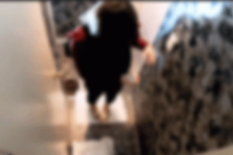 DAZD-241 Thrust the peach ass of the juicy peach! 70 consecutive piston-like vaginal cum shots hitting the uterus! BEST!!